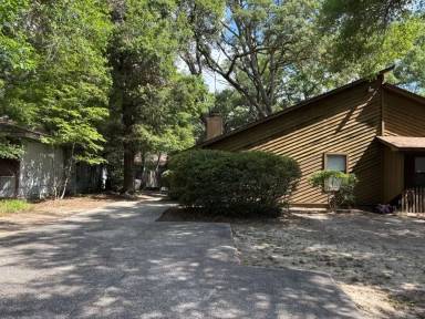 Main picture of 408 Deborah Ln