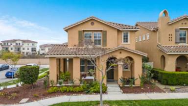 Main picture of 1224 Los Olivos St