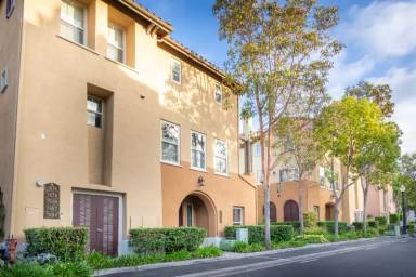 Main picture of 2658 Escala Cir