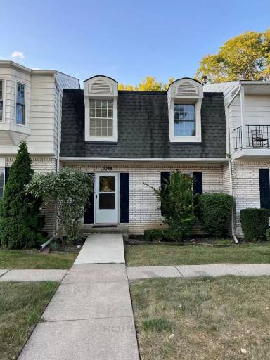 Main picture of 2328 Hillendale Dr