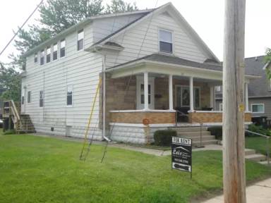 Main picture of 24 1/2 N Grant St