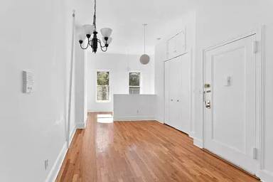 Main picture of 353 12th St