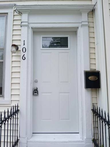 Main picture of 106 N Notre Dame Ave