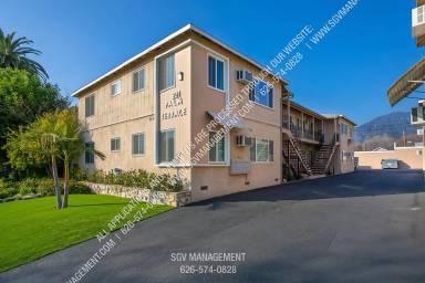 Main picture of 221 W Lemon Ave