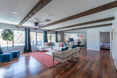 Main picture of 8520 E Turney Ave