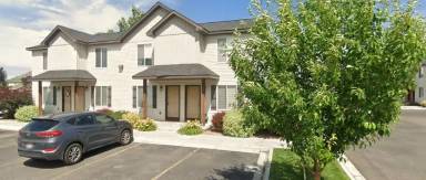 Main picture of 446 W 6th S