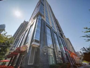 Main picture of 500 West Trade