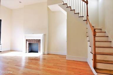 Main picture of 111 W 74th St
