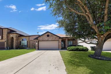 Main picture of 4915 Lions Gate Ln