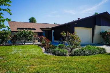 Main picture of 4779 Lakewood Blvd