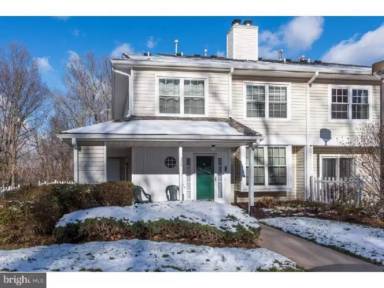 Main picture of 67 Bayberry Ct