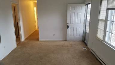 Main picture of 404 Rogers St