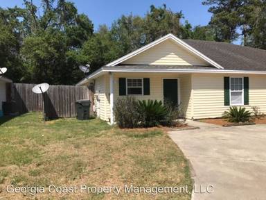 Main picture of 108 - 110 Leeswood Cir