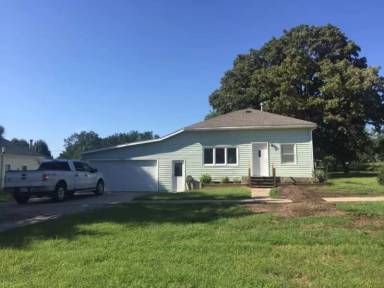 Main picture of 1072 Clay St