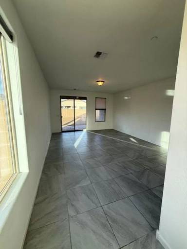 Main picture of 266 Sieber Ct