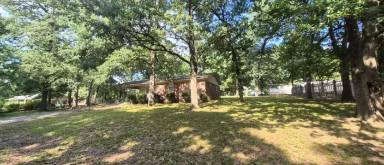 Main picture of 15201 McCaleb Rd