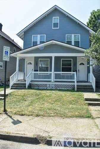 Main picture of 1385 Hildreth Ave