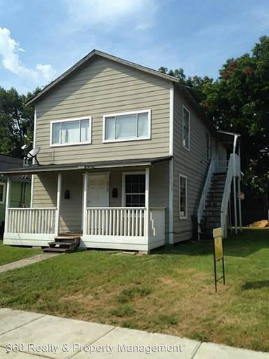 Main picture of 208 E Sterling St