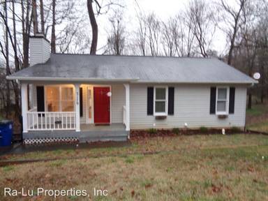 Main picture of 2179 Dave St