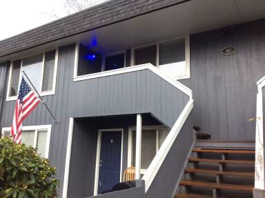 Main picture of 303 T St SE