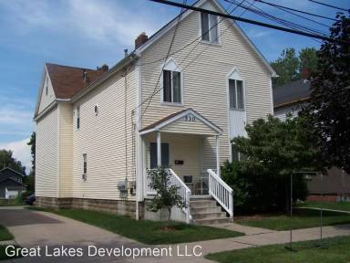 Main picture of 530 W 5th St