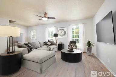 Main picture of 1940 Leslie Dr