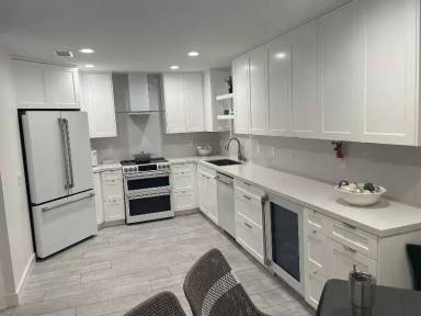 Main picture of Vista Way Village Condominiums