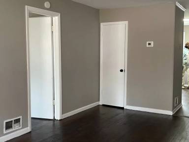 Main picture of 1208 Dewey St