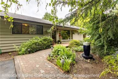 Main picture of 825 140th Ave SE
