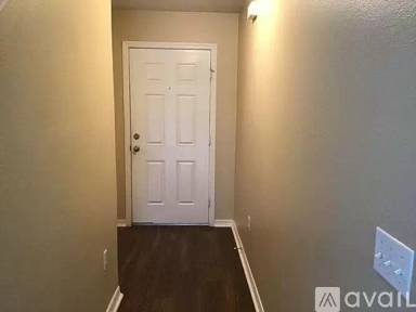 Main picture of 2448 Hassonite St