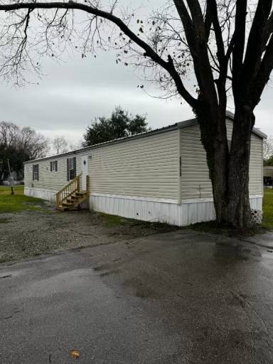 Main picture of 18719 Weeping Willow Ln