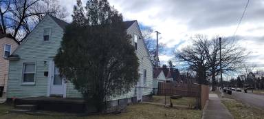 Main picture of 15851 Curtis St
