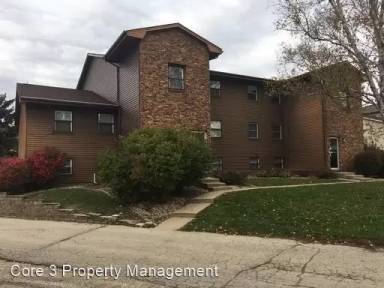 Main picture of 715 Golfcrest Rd S