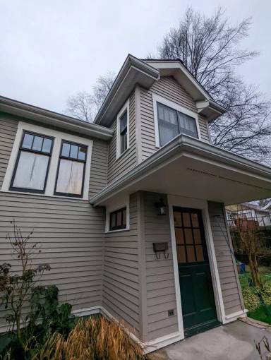 Main picture of 4212 5th Ave NW