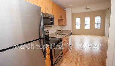 Main picture of 238 E Water St