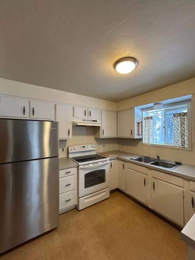 Main picture of 172 Holt Dr