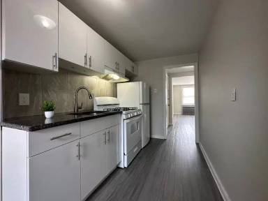 Main picture of 4327 Glendale St