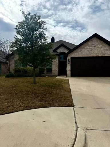 Main picture of 1424 Town Creek Cir