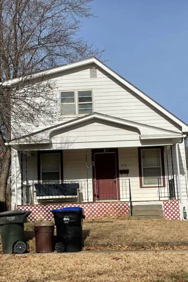 Main picture of 1532 SW 16th St