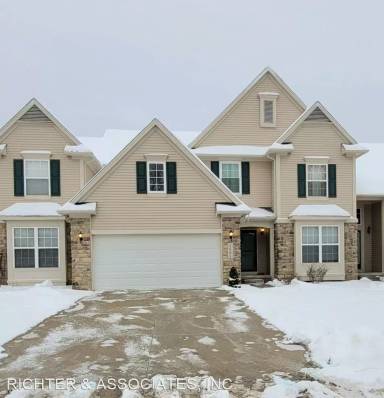 Main picture of 1661 Sanctuary Cir