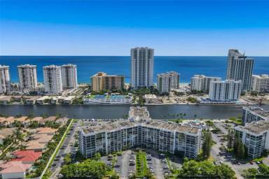 Main picture of Oceanview Park Condominium