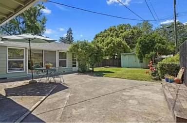 Main picture of 1340 55th St