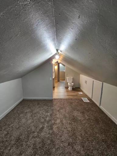 Main picture of 300 E Olmstead Ave