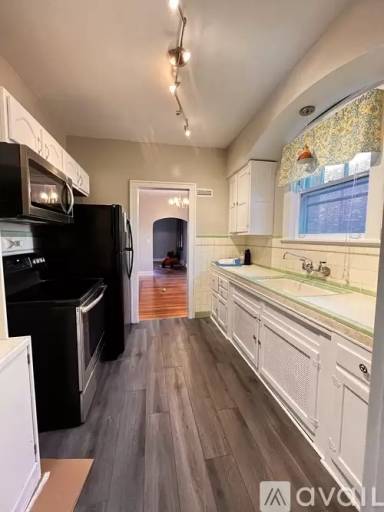 Main picture of 150 Highland Ave