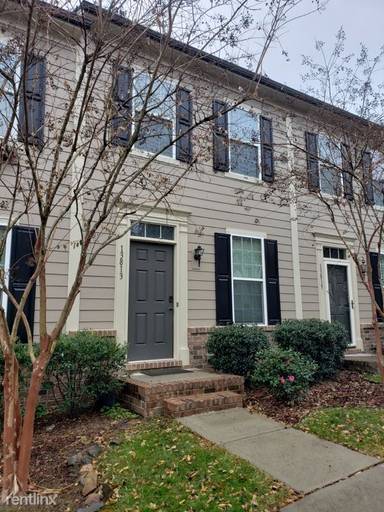 Main picture of 13812 Hill St
