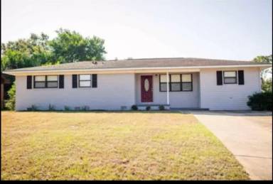 Main picture of 1007 Rainbow Ave