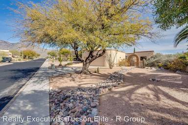 Main picture of 5290 N Fort Yuma Trl