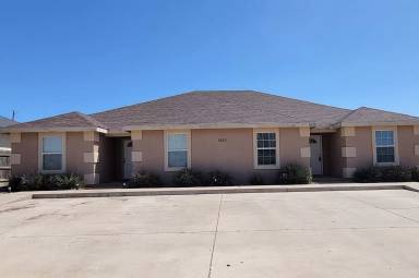 Main picture of 3313 Shady Ln