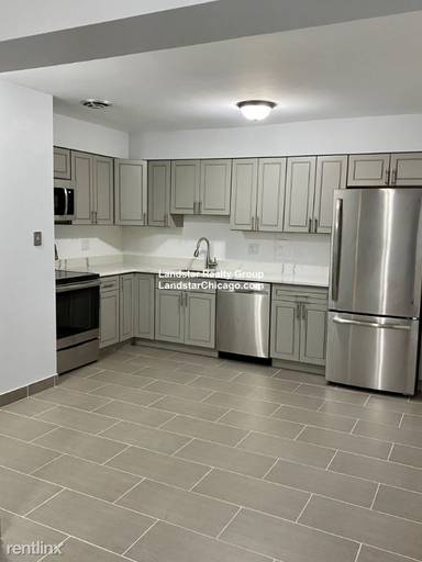 Main picture of 6029 N Winthrop Ave