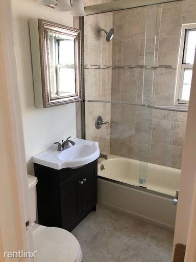 Main picture of 2160 Lemoine Ave